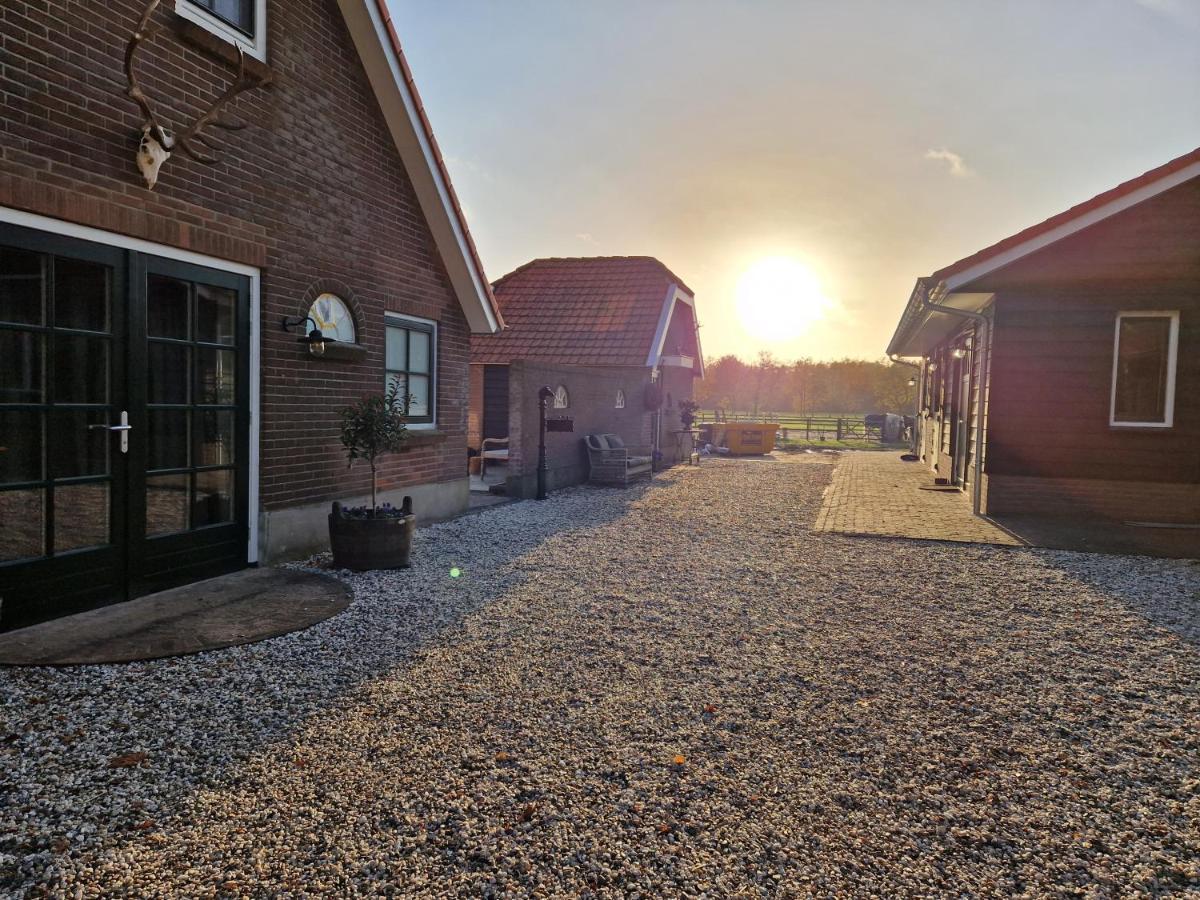 Bed & Breakfast Hoeve Happiness - Ontbijt Inbegrepen - Wellness Aanwezig Voorthuizen Eksteriør bilde