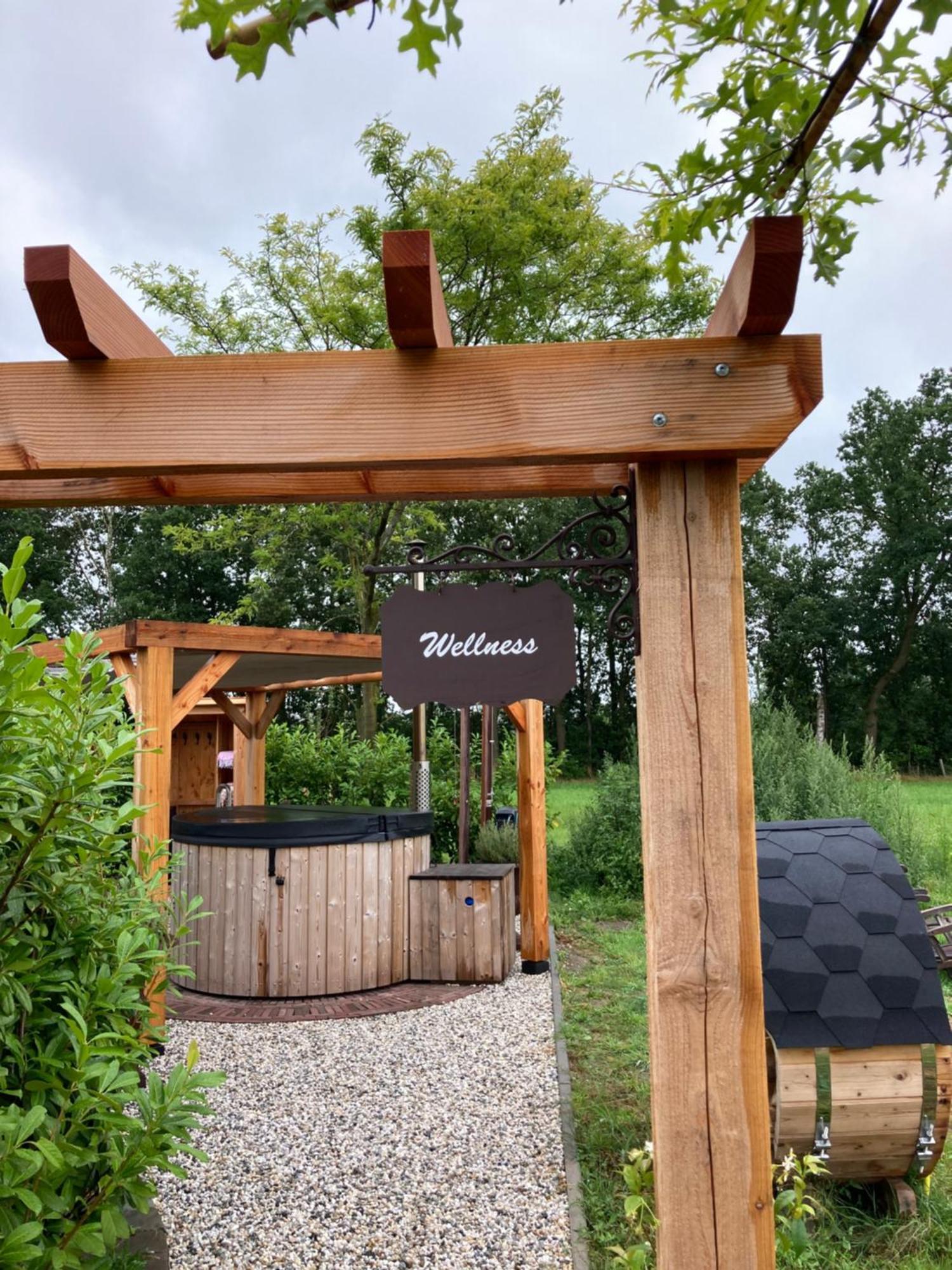 Bed & Breakfast Hoeve Happiness - Ontbijt Inbegrepen - Wellness Aanwezig Voorthuizen Eksteriør bilde