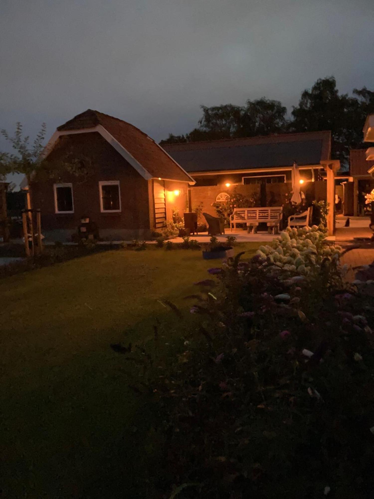 Bed & Breakfast Hoeve Happiness - Ontbijt Inbegrepen - Wellness Aanwezig Voorthuizen Eksteriør bilde