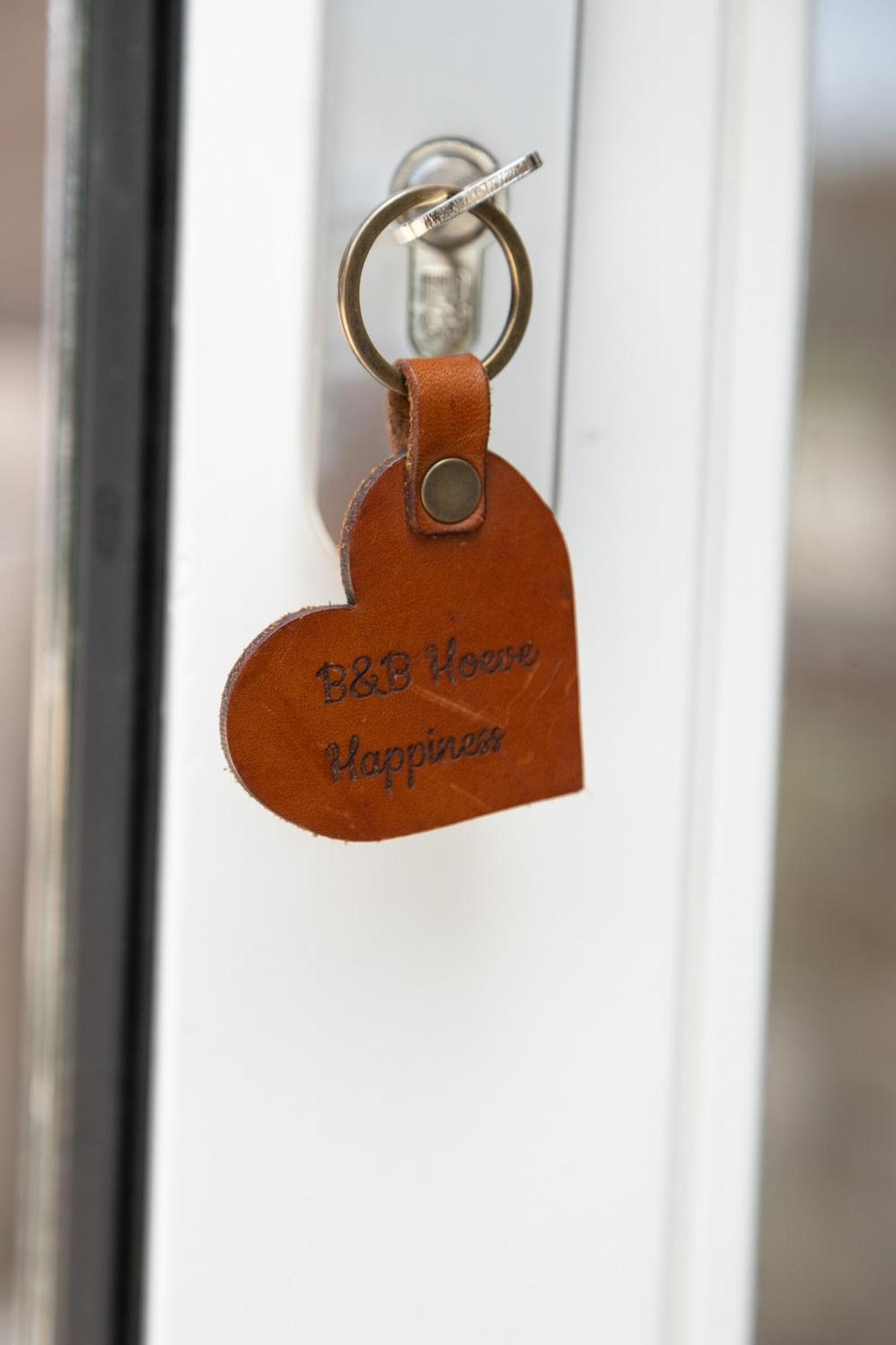 Bed & Breakfast Hoeve Happiness - Ontbijt Inbegrepen - Wellness Aanwezig Voorthuizen Eksteriør bilde