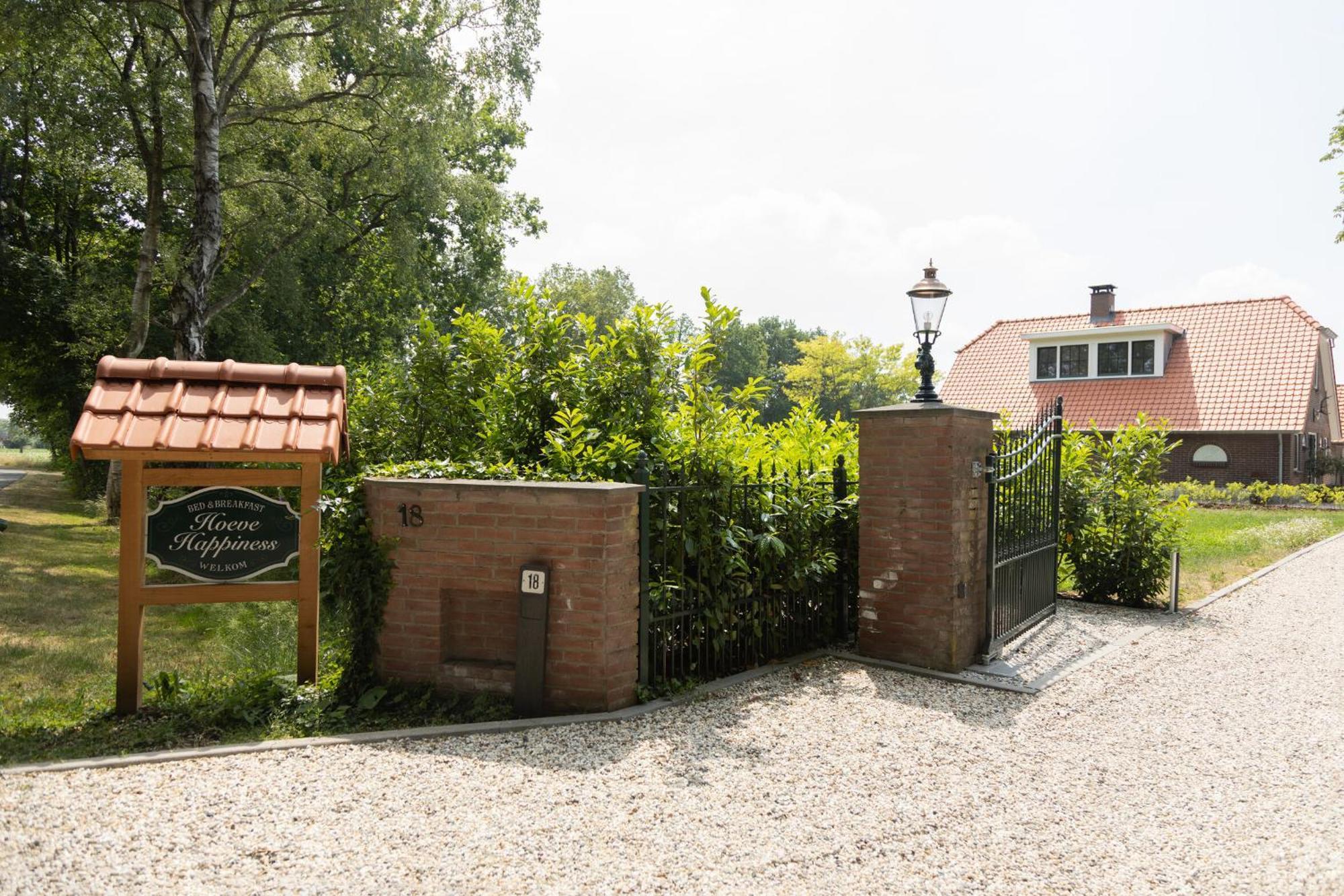 Bed & Breakfast Hoeve Happiness - Ontbijt Inbegrepen - Wellness Aanwezig Voorthuizen Eksteriør bilde