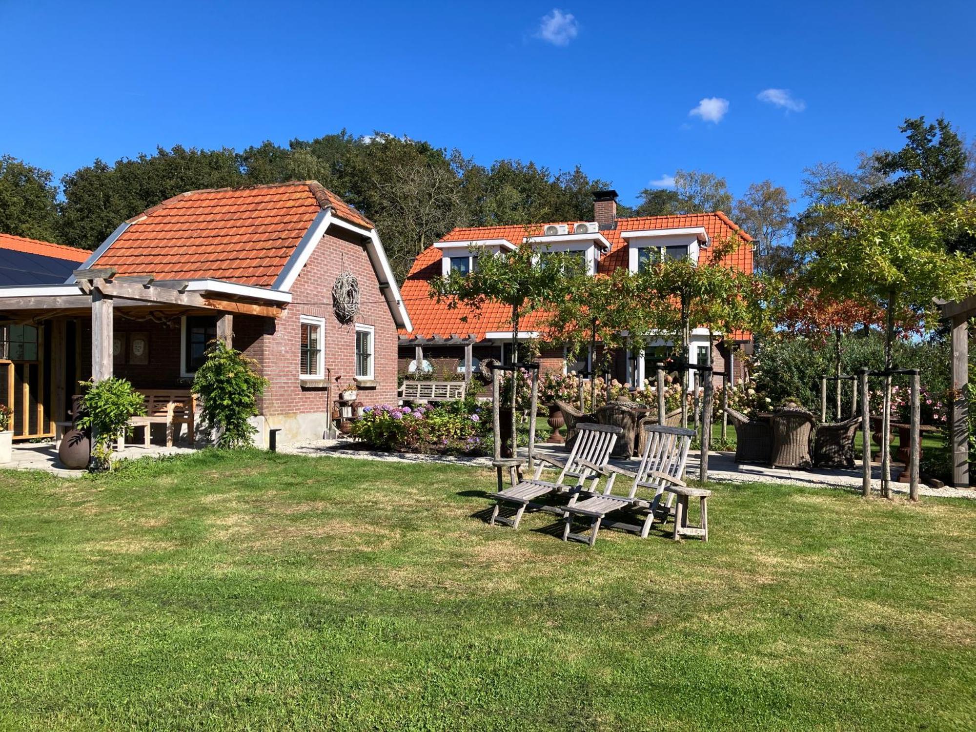 Bed & Breakfast Hoeve Happiness - Ontbijt Inbegrepen - Wellness Aanwezig Voorthuizen Eksteriør bilde